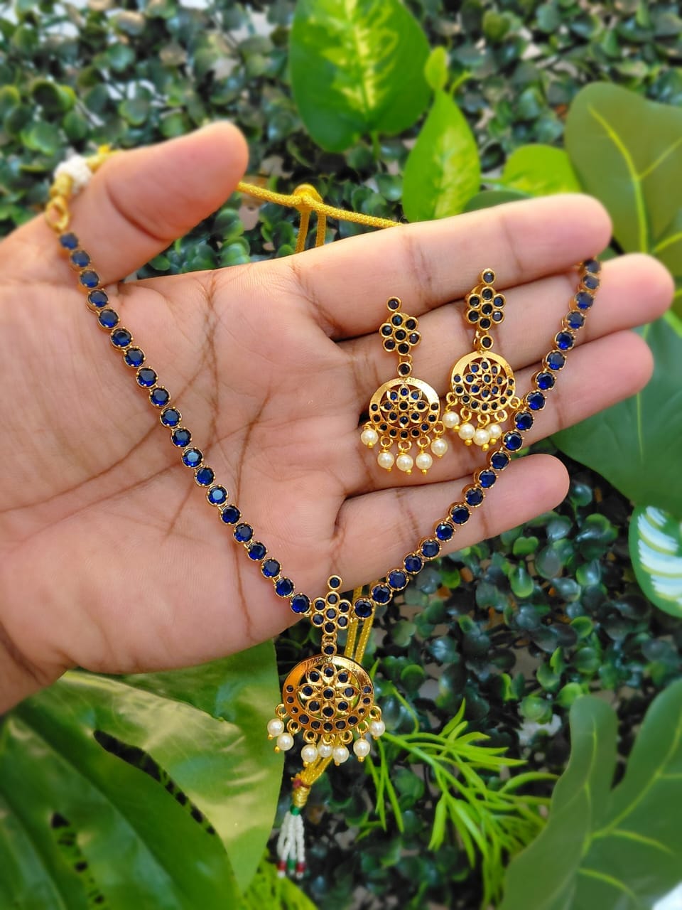 Blue Attigai Necklace with Earrings
